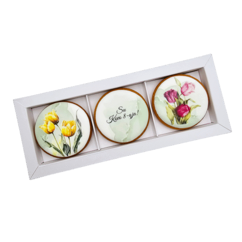 Dekoruoti meduoliniai sausainiai „Moters diena3” 3vnt.